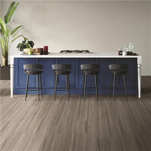 Kitchen Cabinets – Warm and inviting